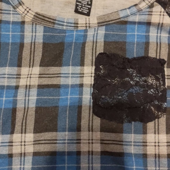 Crop top - Picture 4 of 4